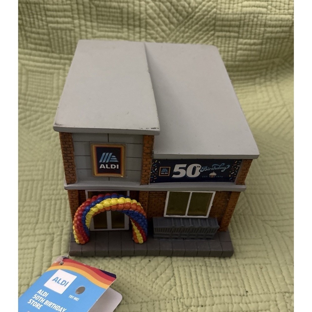 Aldi 50th Birthday Store Light Up! NEW Limited Edition Ballon Arch Logo